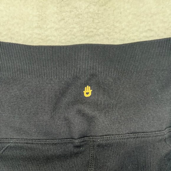 Spiritual Gangster | Black Ribbed High Waisted Seamless Leggings Size XS/S - Picture 9 of 9